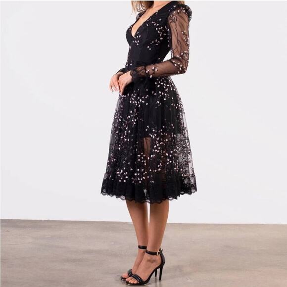 HELSI Ella Embroidered Long Sleeve Midi Dress L - Picture 3 of 10